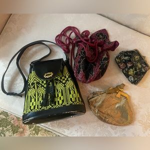 Lot of vintage purses & bags